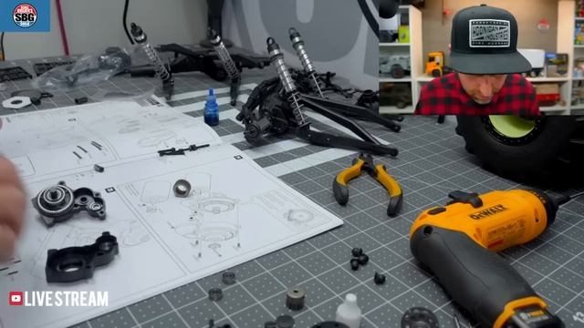 Axial SMT10 Live Build!