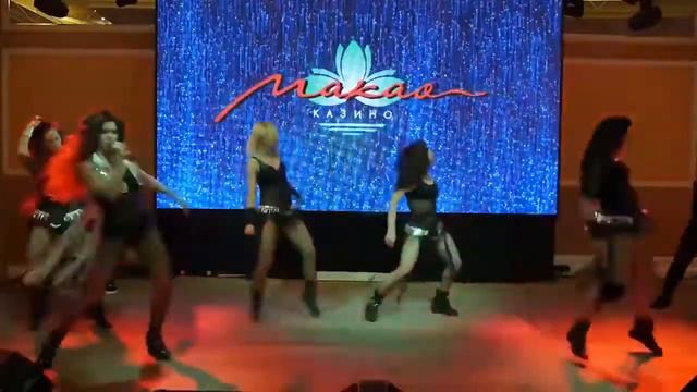 Нюша Цунами, поёт в живую смотреть онлайн