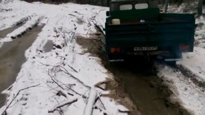 УАЗ 3303 на бездорожье! Russian SUV with a body in 1987!