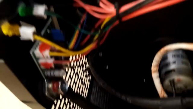 Goflas MIG/MMA - 250 ТЕСТ И МАКСИМАЛЬНОГО ТОКА ! Небольшой ОБЗОР внутренностей сварочного аппарат смотреть онлайн