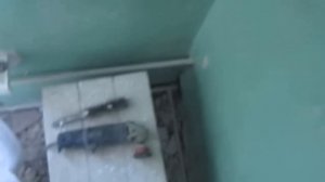 Как удалить побелку со стены