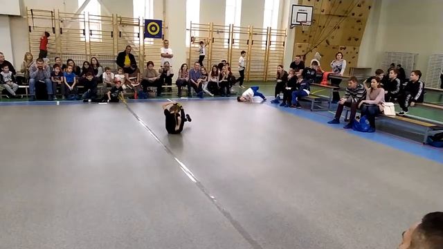 Регина vs Тимур смотреть онлайн