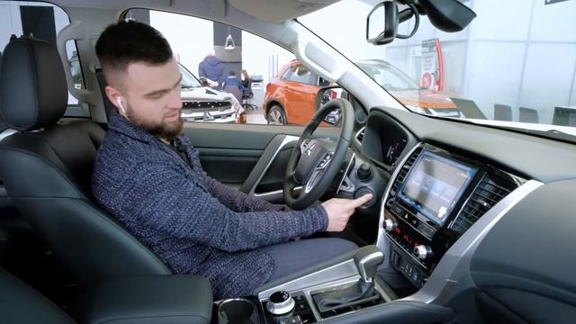 Видеообзор Mitsubishi Pajero Sport смотреть онлайн