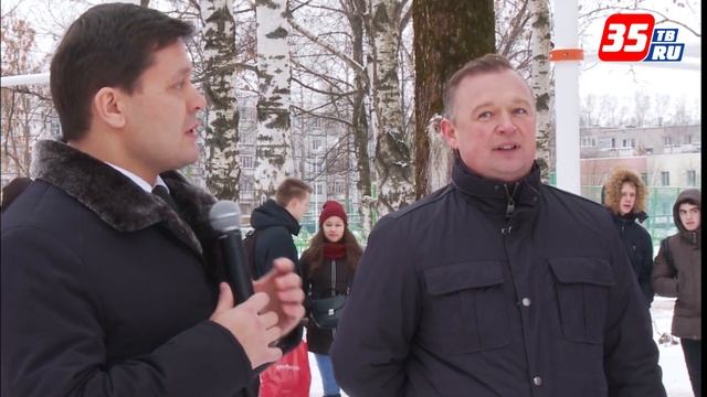 Спортивную площадку для воркаута открыли в микрорайоне ПЗ смотреть онлайн