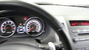 MITSUBISHI OUTLANDER (мицубиси аутлендер 2012 г.в) приборная панель, момент запуска двигателя.
