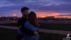 Без тебя зомби.