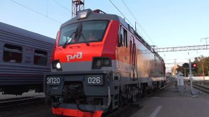 сцепка ЭП20-026 с поездом№ 305 Сухум -Москва