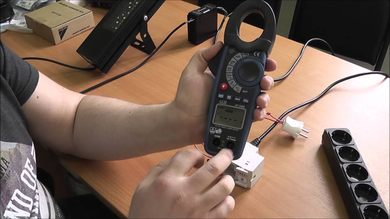 Токовые клещи CEM DT-3368 True RMS. Небольшой обзор. смотреть онлайн