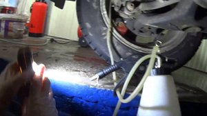 Прокачиваем тормоза на RAV4 при помощи TECHSTREAM.