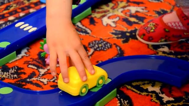 Правила дорожного движения для детей. Играем и изучаем. смотреть онлайн