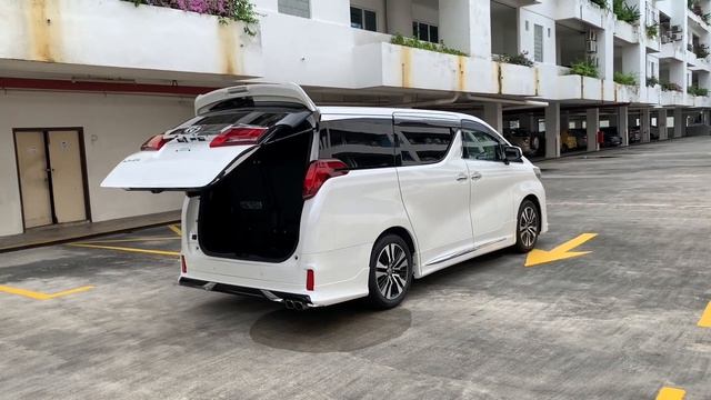 Toyota Vellfire 2020