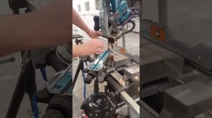 Makita 40v mitre saw LS002GZ01