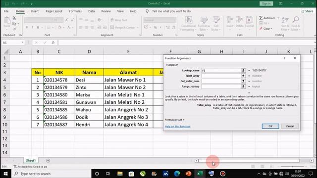 Cara Sanding Dua Data di Excel Menggunakan VLOOKUP смотреть онлайн
