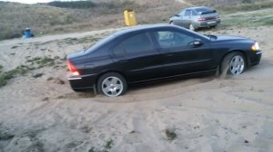 Volvo S60 2.5T AWD VS Sand / Volvo S60 полный привод на песке