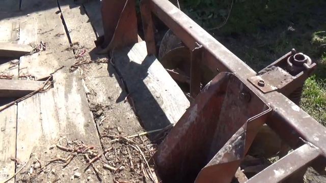 Жизнь в деревне Вспашка огорода, посадка картошики смотреть онлайн