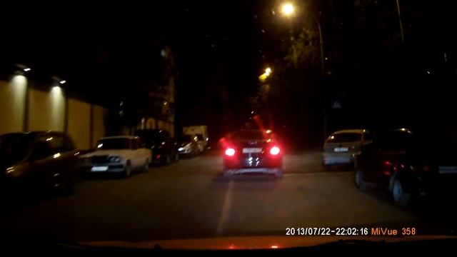 Toyota Corolla Runx, пример света головных фар с лампами KOITO H7 White Beam III (4200K) смотреть онлайн