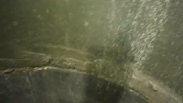 Обвалился свод грунта над пустотой в колодце на плывуне ч1. смотреть онлайн