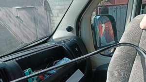 Установка шторок на лобовое и боковые окна.