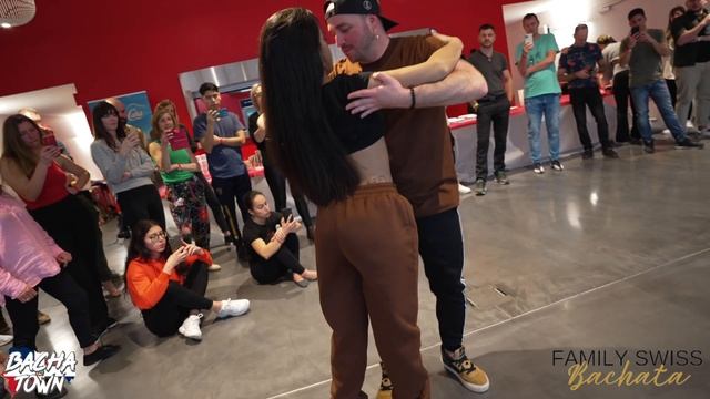 ?????? ?? ??????? - Bachata Sensual Fusion Zouk | @TheWeeknd ft. @swedishhousemafiaremix@DJSoltrix смотреть онлайн