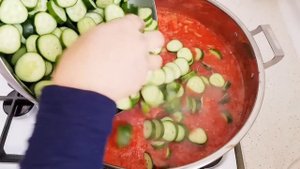 Бодрингли кишки Салат !Салат из Огурцов безумно вкусно на зиму!