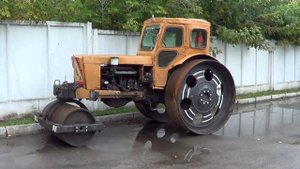 Трактор-каток :)