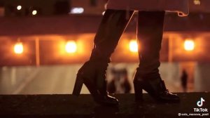 Юля Соломонова,поэтесса,певица.