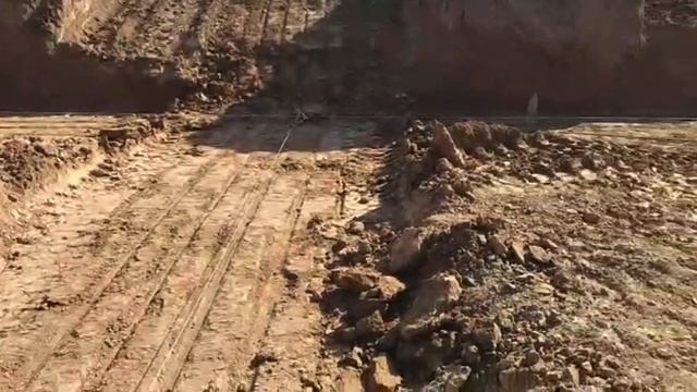 Готовим котлован. Собираем опалубку под «подушку». Фундамент-основа здания!!! смотреть онлайн