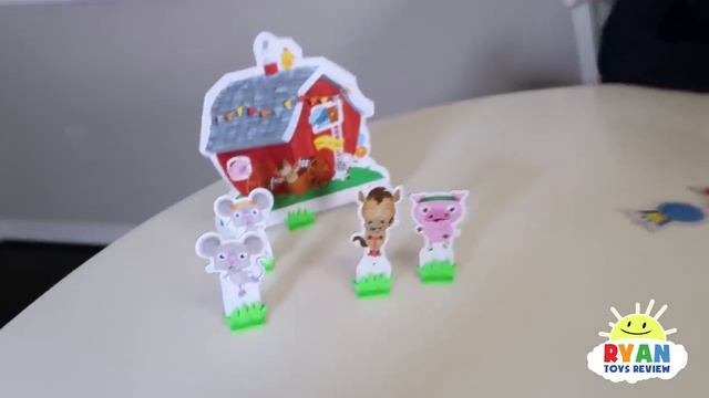 Ryan plays Old Mcdonald Had a Farm Board Game for kids смотреть онлайн