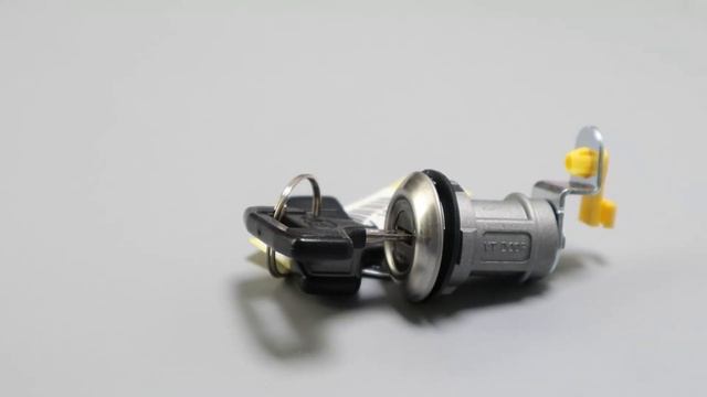 Личинка замка двери правая HD78 HD72 HD65 смотреть онлайн