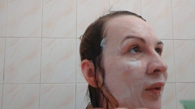 Смываю цветной гель с головы и маска крем для бюста и декольте подтягивающая от растяжек их #ашан смотреть онлайн