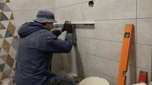 Столешница под умывальник. Столешница из гипсокартона. Столешница из плитки