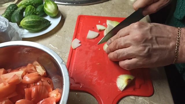 Закуска из помидоров и лука/Салат с помидорами/Простые рецепты на каждый день