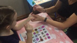 Первое знакомство с буквами по методике "Словолодочки"