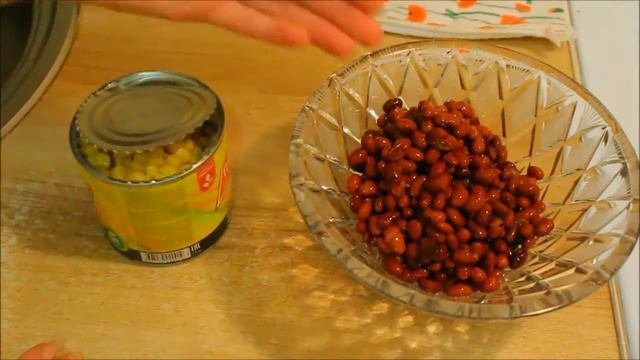 САЛАТ С СУХАРИКАМИ//ПРОСТОЙ САЛАТ