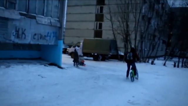 Пахнет детством... смотреть онлайн