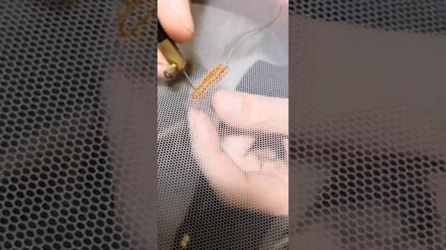 Работаем с пяльцами / Обучение вышивке люневильским крючком