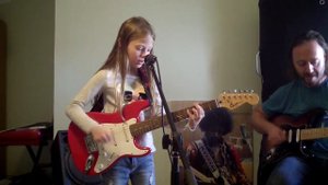 Set It All Free cover (Russian) - Даниэла поёт песню Эш