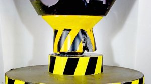 HYDRAULIC PRESS IS DAMAGED