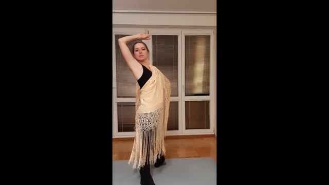 Zkouším mantón na flamenco ROGALO BG/BG - Flamenco obchod смотреть онлайн