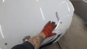 покраска капота на Peugeot 301