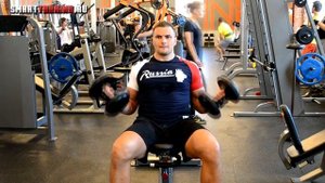 Бицепс с гантелями сидя на скамье | Сгибания рук.