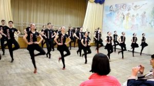 ОСНОВНЫЕ ДВИЖЕНИЯ УКРАИНСКОГО ТАНЦА на открытом занятии в Народном ансамбле танца РАДОСТЬ, г. Днепр