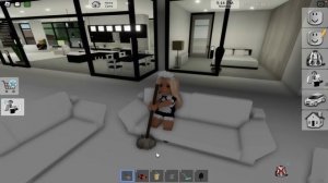 Стала УБОРЩИЦЕЙ БРАЙСА в Брукхейвен РП Роблокс! Смешная история в Brookhaven RP Roblox