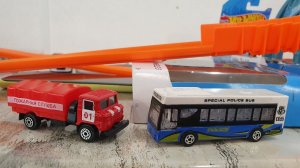 Обзор ГАЗ 66 и Автобуса. Гонка машинок. Тестирование машинок. Вес машинок и скорость машинок