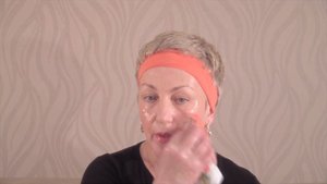 Питательная и Увлажняющая Маска для Лица – Уход за Лицом в Домашних Условиях Видео