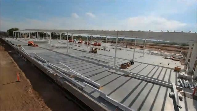 Технология строительства склада, монтаж металлокаркаса