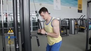 Разгибание на трицепс в верхнем блоке с канатной рукоятью