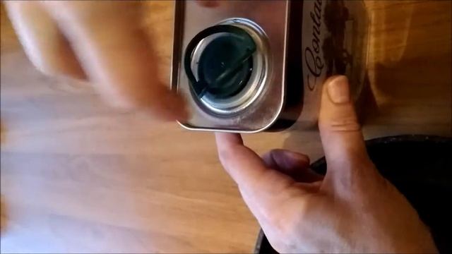 Научилась открывать жестяные банки с маслом. Делюсь новыми знаниями с непосвящёнными. смотреть онлайн