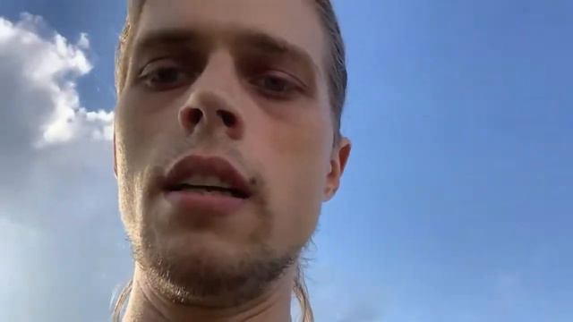 Фубар гуляет в Швейцарии | 10.05.22 смотреть онлайн