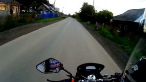 Езда на мотоцикле под музыку.